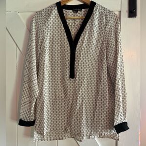 Women’s blouse